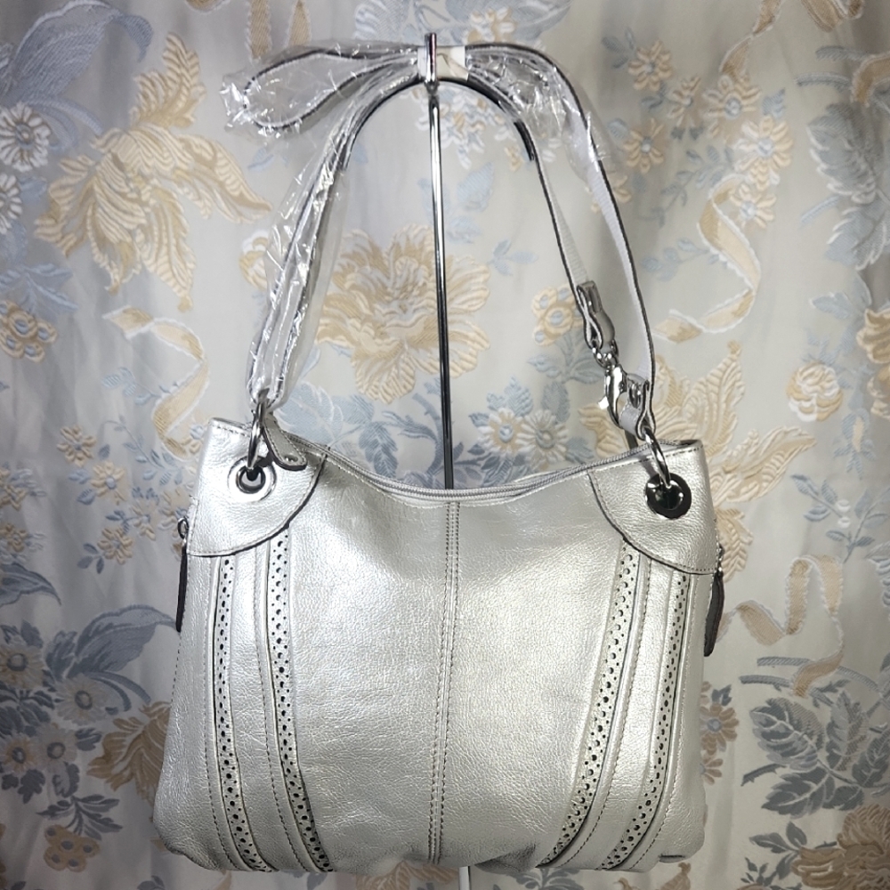 Metallic Silver Tignanello Crossbody Purse Bag In Excellent Condition
